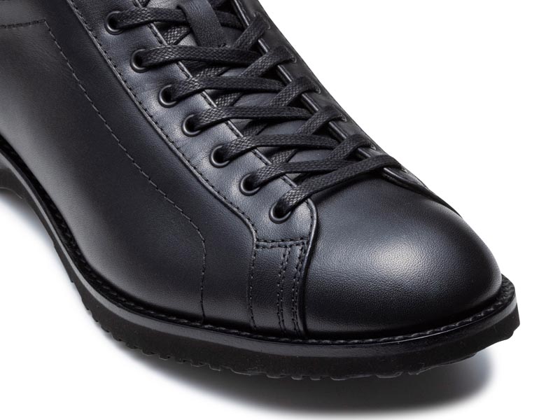 【雪道対応ソール】レースアップレザースニーカー GORE-TEX